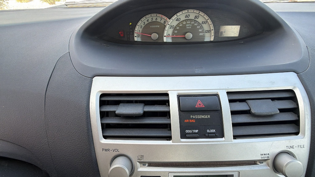Used 2008 Toyota Yaris S FWD image 20