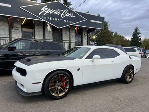 Used 2021 Dodge Challenger SRT Hellcat w/ Plus Package image 1