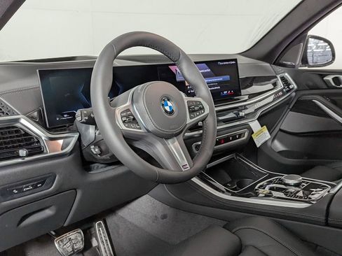 New 2026 BMW X5 xDrive40i w/ M Sport Package AWD/4WD image 13