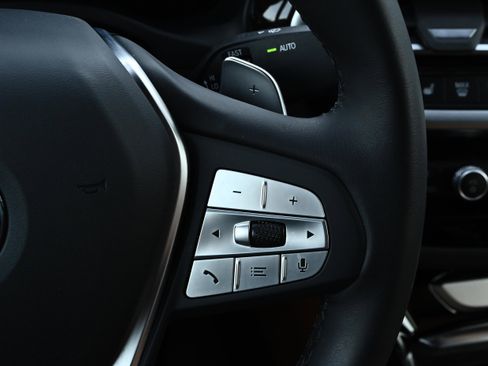 Certified 2025 BMW X4 xDrive30i image 36