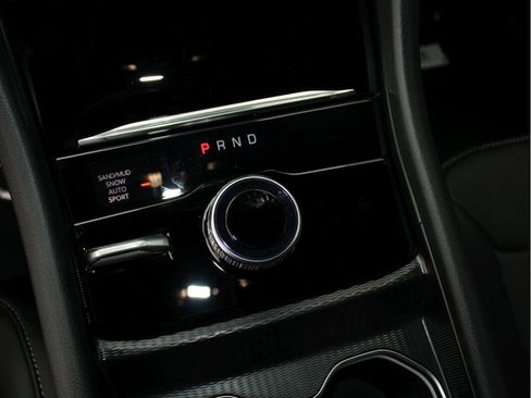 New 2025 Jeep Grand Cherokee Limited w/ Luxury Tech Group II image 21