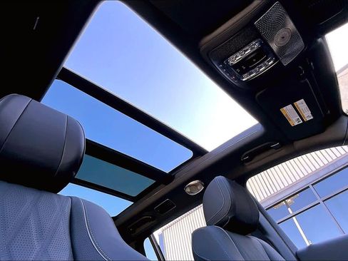 Used 2024 Mercedes-Benz Maybach GLS 600 Maybach GLS 600 image 13