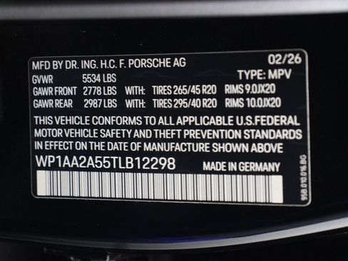 New 2026 Porsche Macan image 24