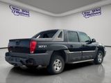 Used 2002 Chevrolet Avalanche 4x4 w/ Off-Road Suspension Pkg image 3