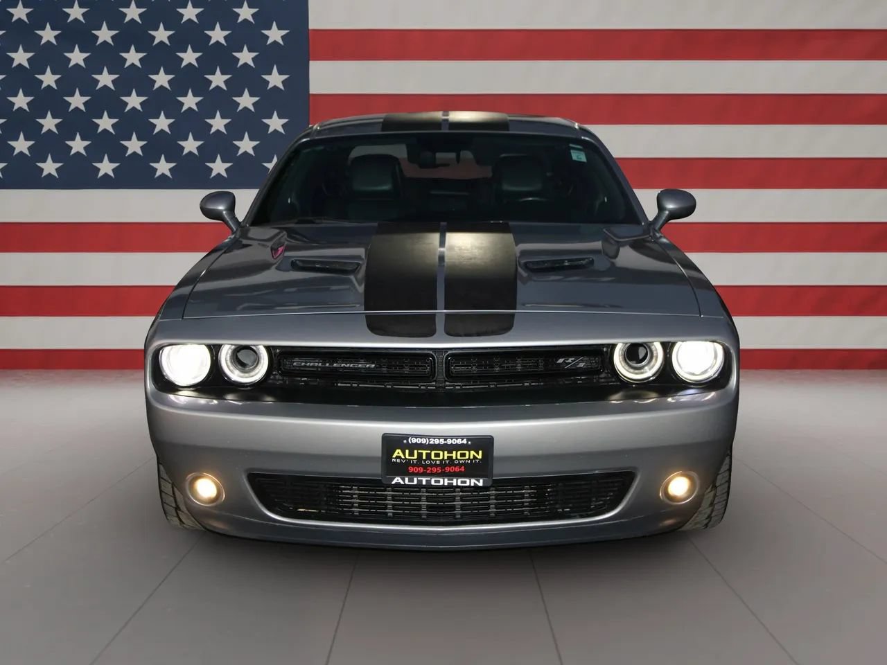 Used 2016 Dodge Challenger R/T Plus RWD image 2
