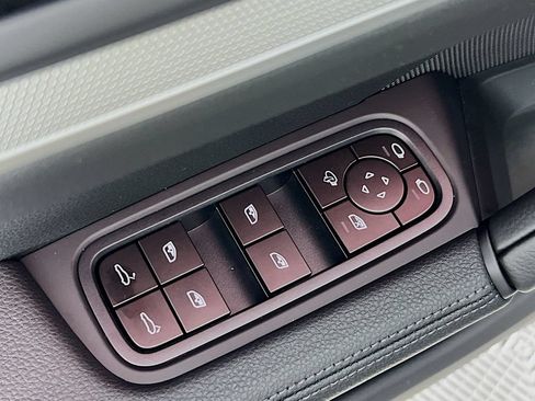 New 2026 Porsche Cayenne AWD/4WD image 20