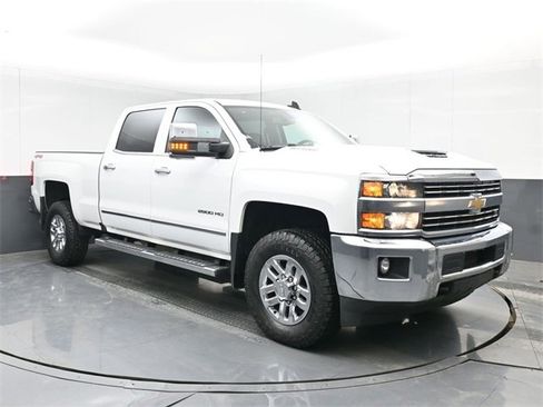 Used 2019 Chevrolet Silverado 2500 LTZ w/ Duramax Plus Package image 2