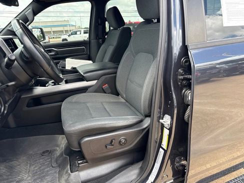 Used 2019 RAM 1500 Big Horn AWD/4WD image 14