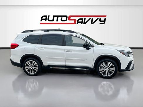 Used 2024 Subaru Ascent Limited w/ Technology Package AWD/4WD image 8