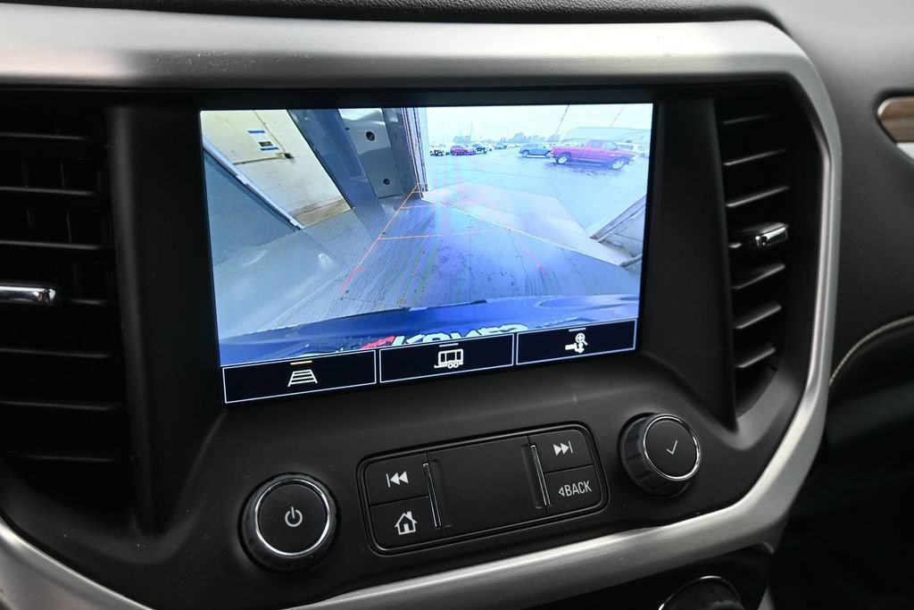 Used 2023 GMC Acadia SLE w/ Driver Convenience Package FWD image 36