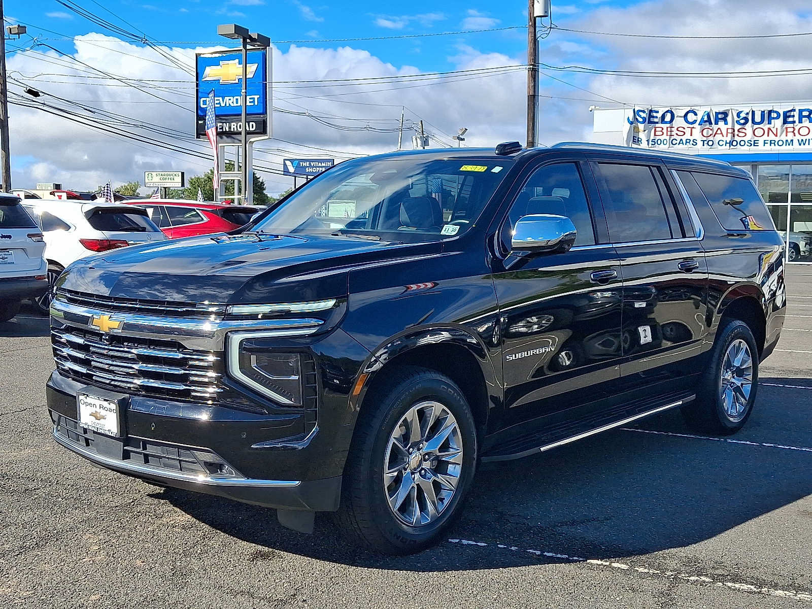Certified 2025 Chevrolet Suburban Premier w/ Sun And Tow Package AWD/4WD image 3