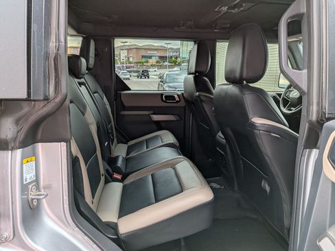 Used 2023 Ford Bronco Wildtrak AWD/4WD image 26