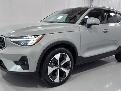 Certified 2025 Volvo XC40 B5 Plus