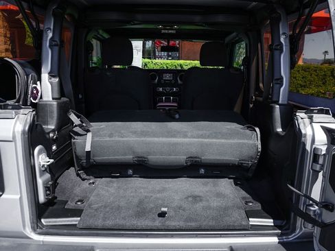 Used 2021 Jeep Wrangler Sport image 10