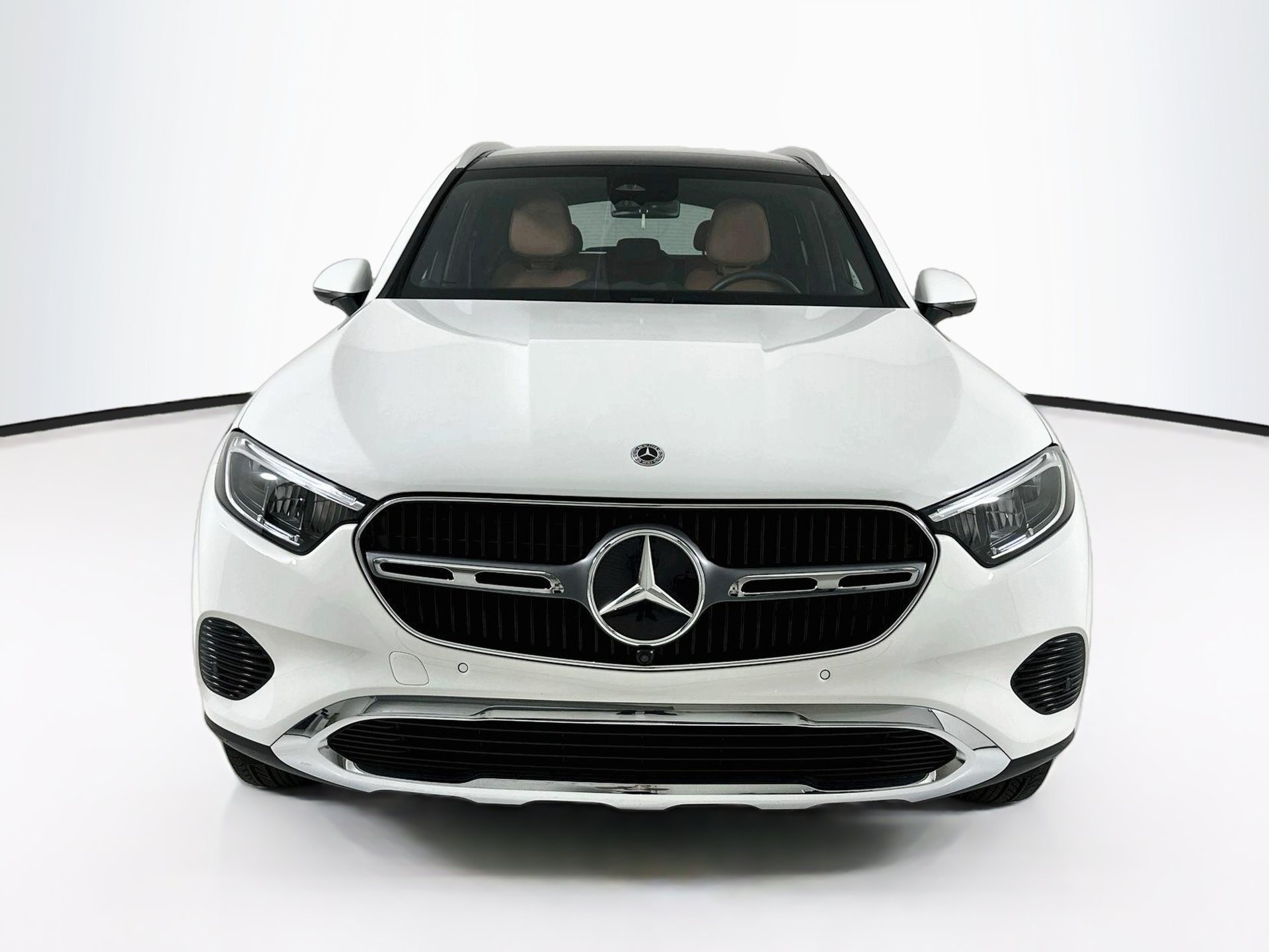 Certified 2026 Mercedes-Benz GLC 300 4MATIC image 2