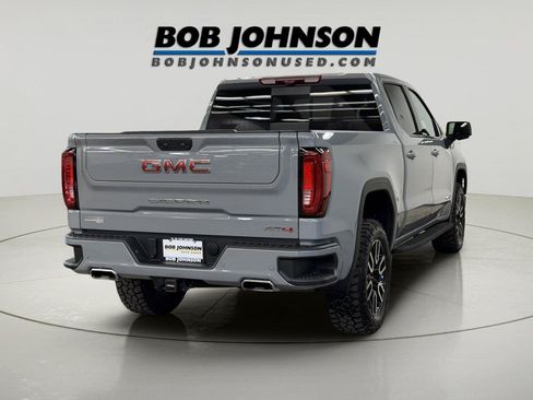 Used 2025 GMC Sierra 1500 AT4 w/ AT4 Premium Package AWD/4WD image 10