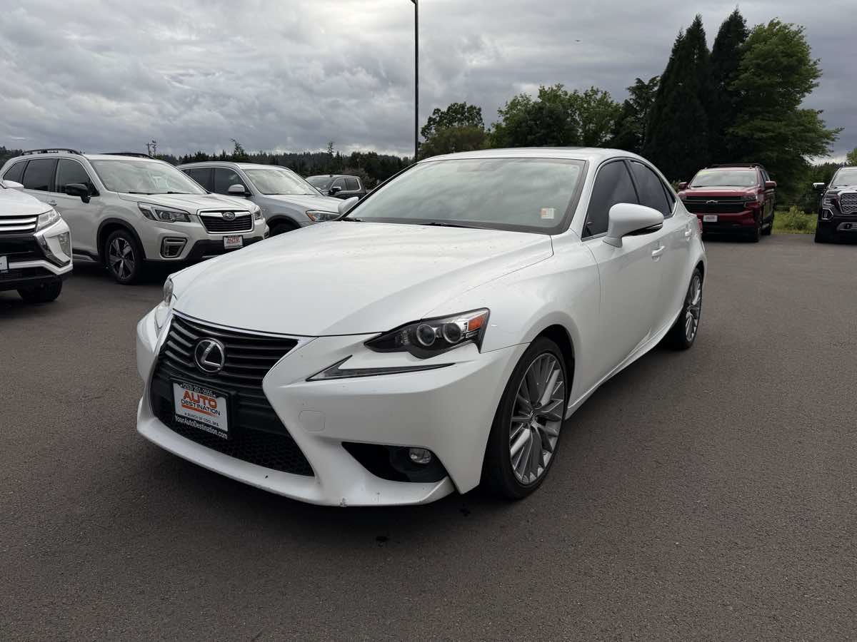 Used 2015 Lexus IS 250 w/ Navigation System Package RWD image 4