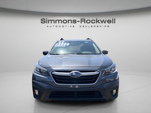Used 2022 Subaru Outback Premium AWD/4WD image 6