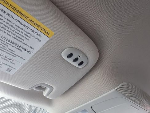 Used 2023 Ford Edge SEL w/ Convenience Package image 15