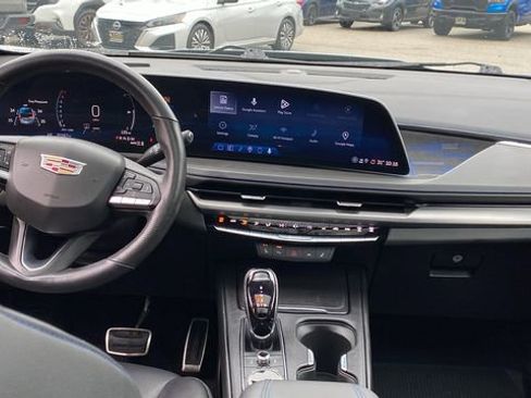 Used 2024 Cadillac XT4 Sport AWD/4WD image 13
