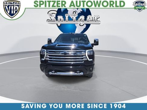 Used 2026 Chevrolet Silverado 3500 High Country w/ High Country Premium Package AWD/4WD image 4