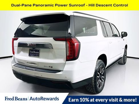 Used 2023 GMC Yukon XL AT4 image 7
