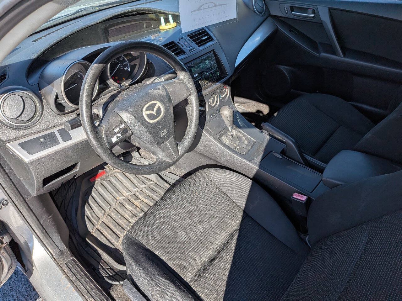Used 2012 MAZDA MAZDA3 i Sport FWD image 25