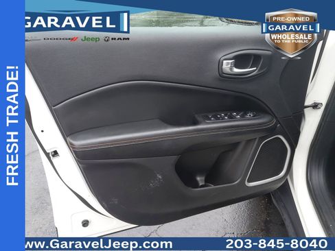 Used 2019 Jeep Compass Latitude w/ Popular Equipment Group AWD/4WD image 22
