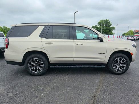 Used 2021 Chevrolet Tahoe Z71 w/ Z71 Signature Package AWD/4WD image 15