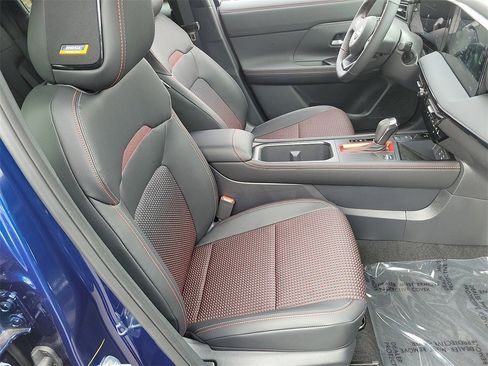 New 2026 Nissan Kicks SR w/ SR Premium Package image 13