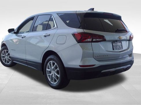 Used 2022 Chevrolet Equinox LT image 8