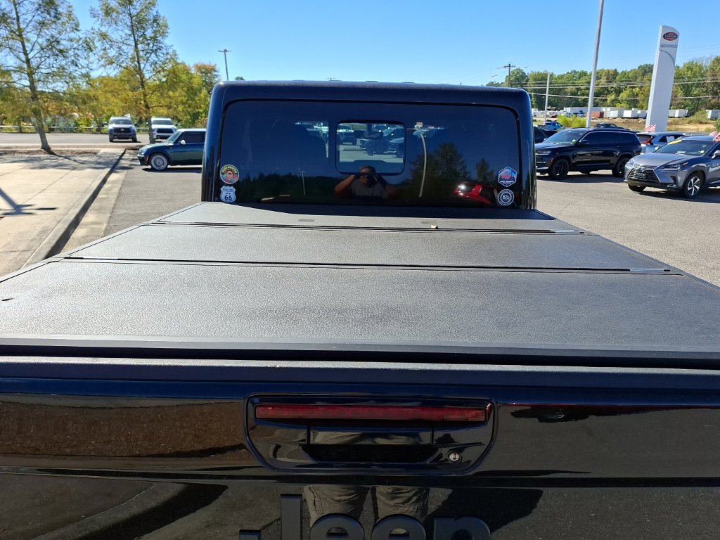 Used 2023 Jeep Gladiator Overland AWD/4WD image 27
