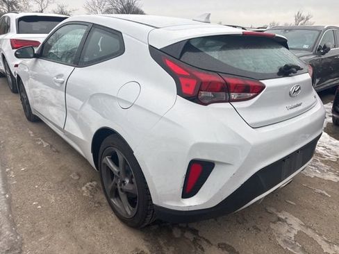 Used 2020 Hyundai Veloster 2.0 image 9