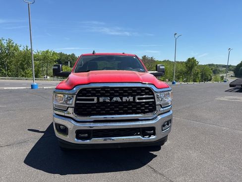 Used 2024 RAM 2500 Big Horn w/ Bed Utility Group AWD/4WD image 3