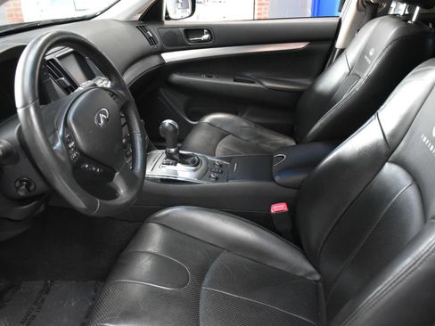 Used 2011 INFINITI G37 x Sedan w/ Premium Pkg AWD/4WD image 31