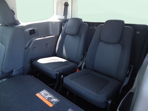 Used 2021 Ford Transit Connect XLT FWD image 24