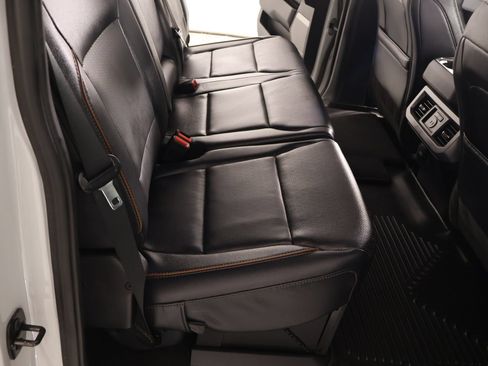 Used 2025 Ford F350 Lariat AWD/4WD image 15