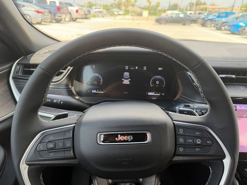 New 2026 Jeep Grand Cherokee L Limited RWD image 19