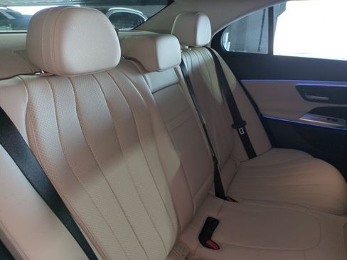 Certified 2024 Mercedes-Benz E 350 4MATIC Sedan image 20