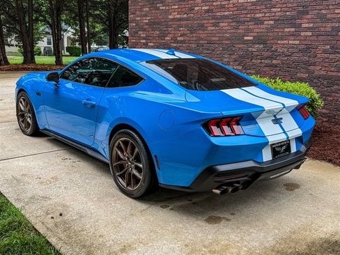 Used 2024 Ford Mustang GT Premium RWD image 23