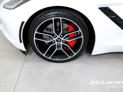 Used 2019 Chevrolet Corvette Stingray Coupe RWD image 27