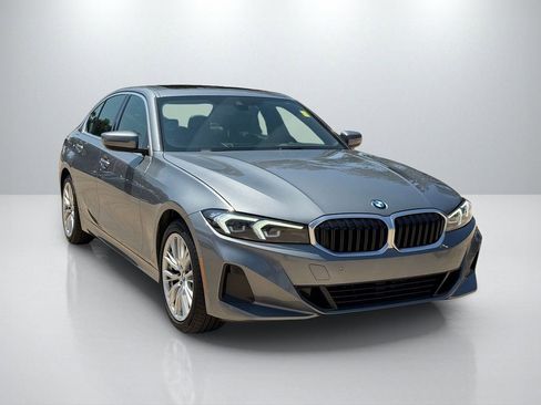 Used 2024 BMW 330i Sedan RWD image 3