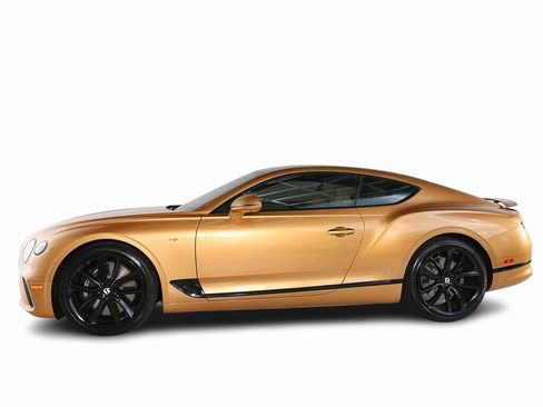 Used 2022 Bentley Continental GT image 10