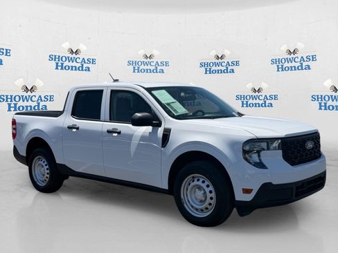 Used 2025 Ford Maverick XL FWD image 9