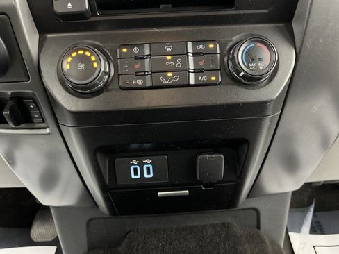 Used 2018 Ford F150 XLT w/ Equipment Group 302A Luxury AWD/4WD image 25