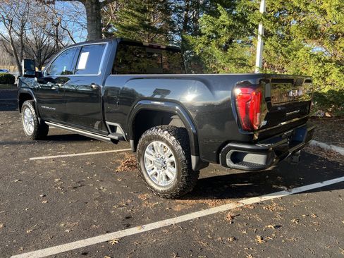 Used 2023 GMC Sierra 2500 Denali w/ Denali Ultimate Package image 8