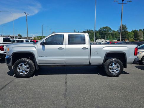 Used 2016 GMC Sierra 2500 SLE w/ SLE Preferred Package AWD/4WD image 6