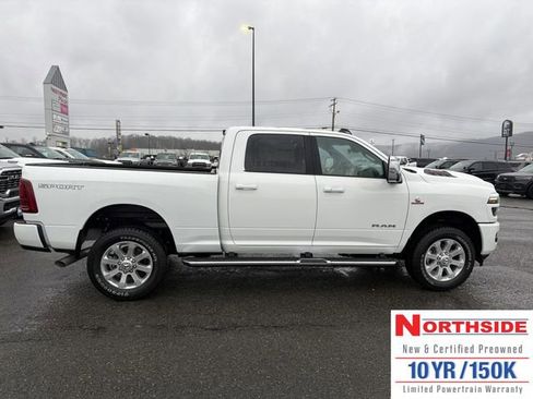 New 2026 RAM 2500 Laramie w/ Sport Appearance Package AWD/4WD image 5
