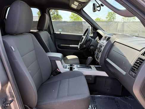 Used 2012 Ford Escape XLT image 18