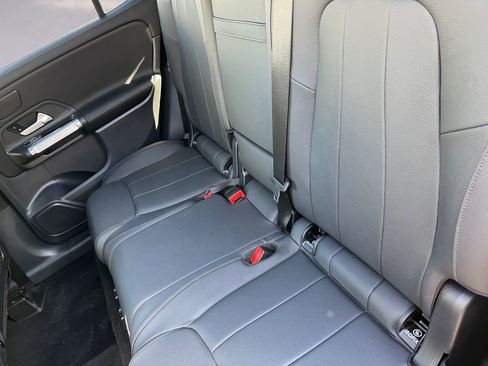 Certified 2025 Mercedes-Benz GLB 250 4MATIC image 13